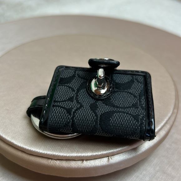 Coach Keychain new with tags 6 - Picture 7 of 7